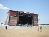 red stage